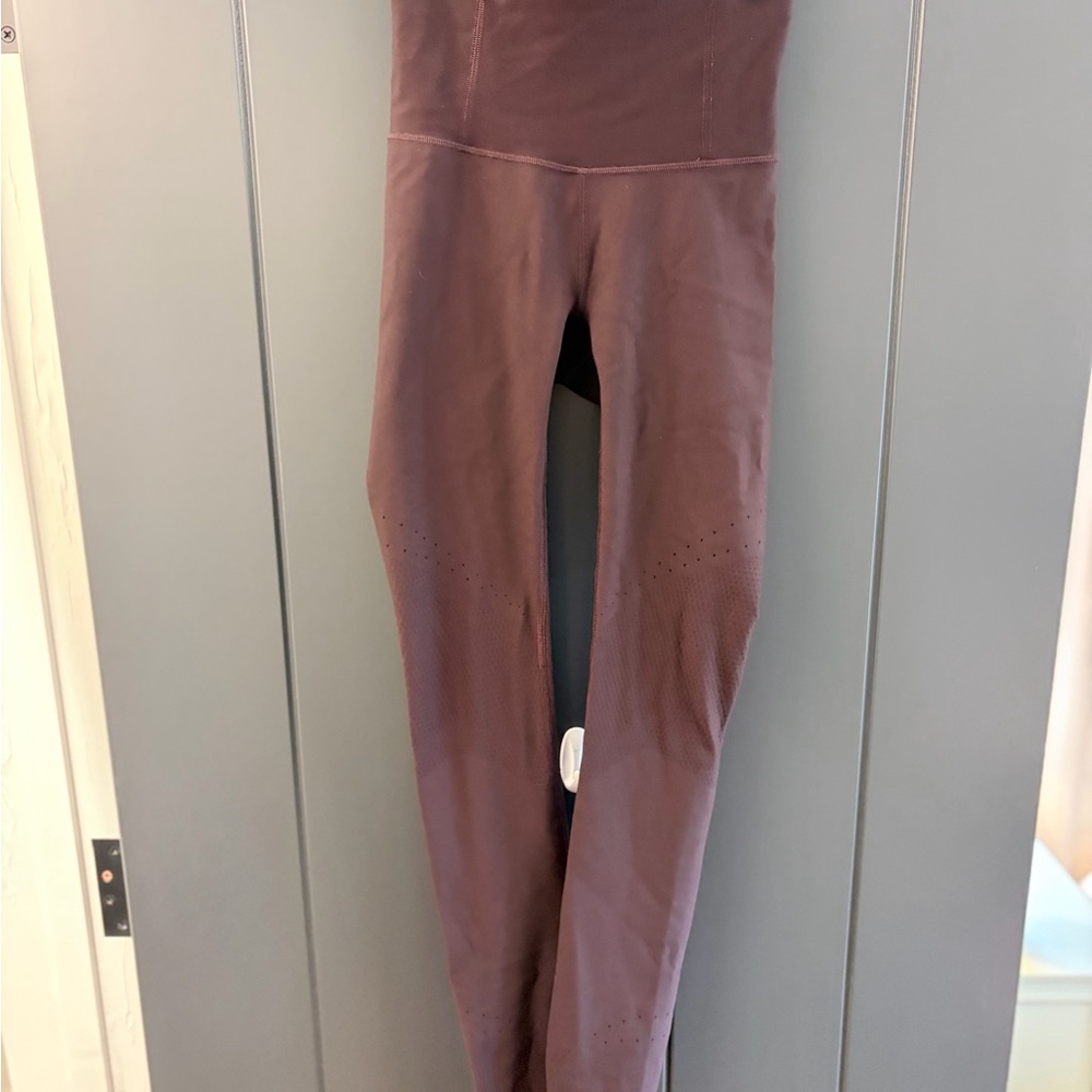 Lululemon High Rise Running Tights 27"